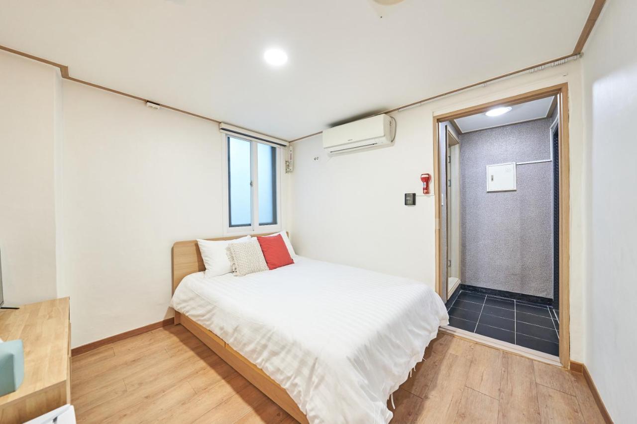 K'Stay Sinchon Seoel Buitenkant foto