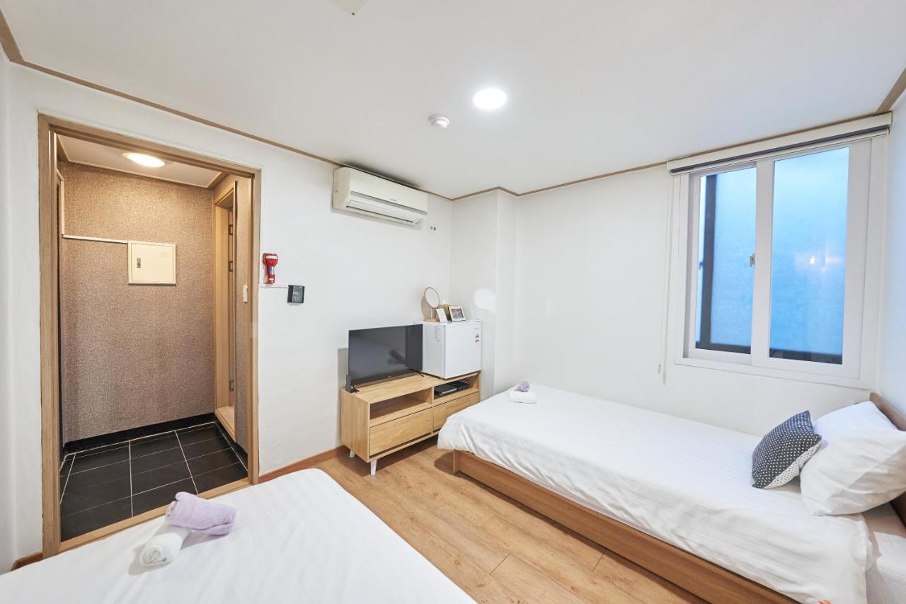 K'Stay Sinchon Seoel Buitenkant foto